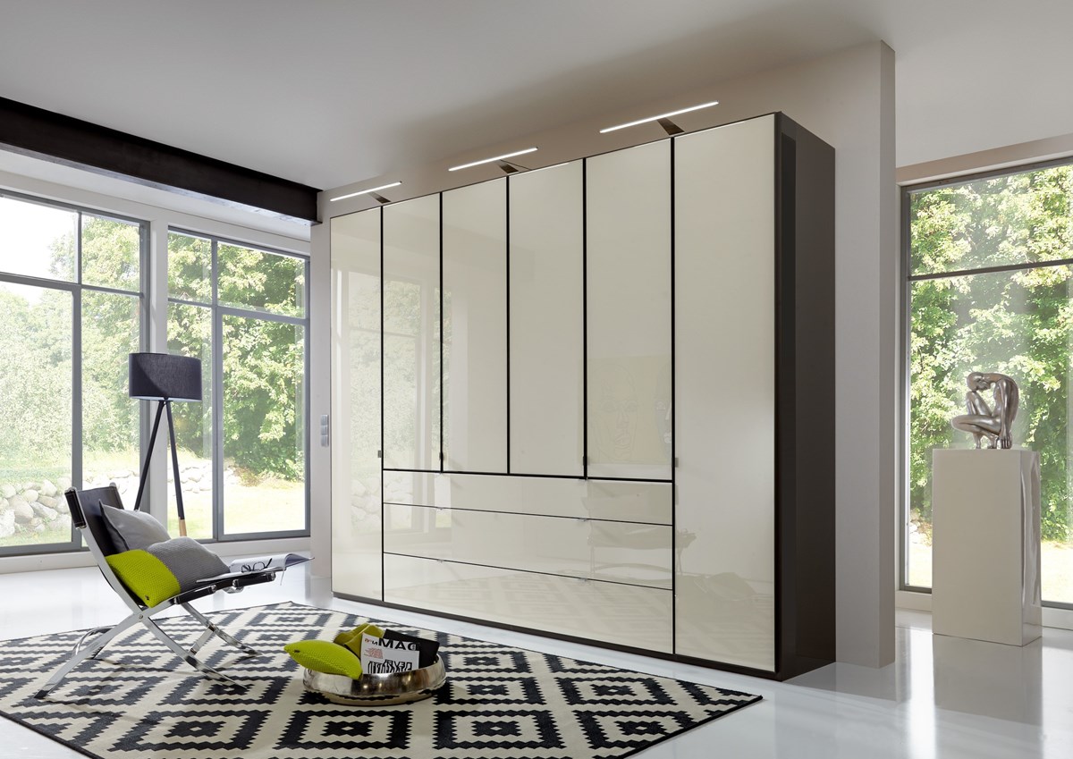 Wiemann-placard-portes-battantes-eastside-01