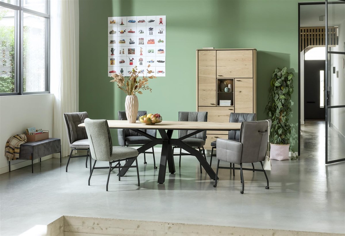 Henders-hazel-chaise-Eden