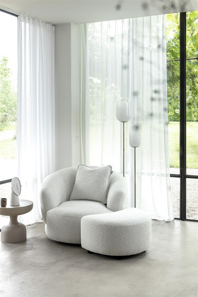 Xooon-Cervos_cloudy_ivoor