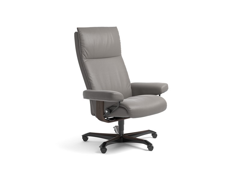 fauteuil-bureau-mailleux-stressless-aura-office-m-batick-wild-dove-wenge.jpg