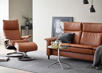 salon-cuir-stressless-aurora-pal-copper-walnut-high-aura-sign-01.jpg