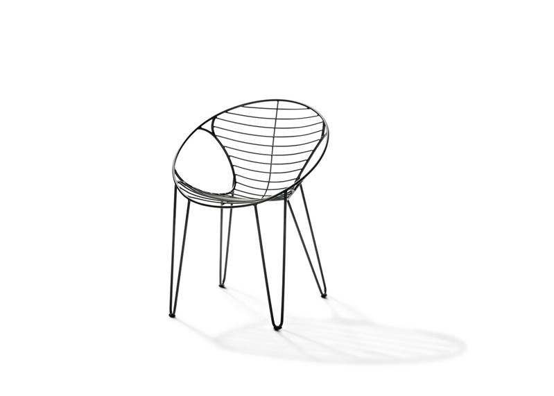 chaise-joli-wire-noire-01.jpg