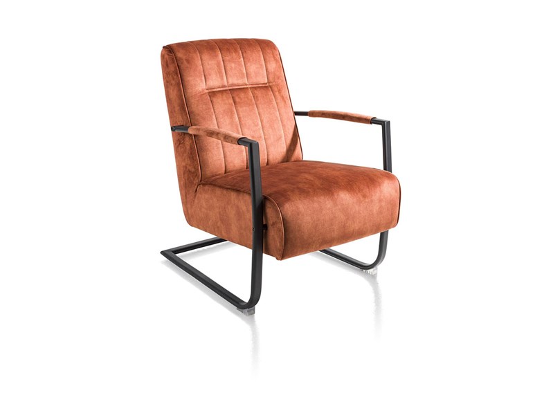 fauteuil-mailleux-henders-hazel-northon-karese-cuivre-01.jpg