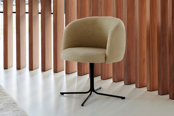 chaise-mailleux-joli-olivo-dining-spinning-2.jpg