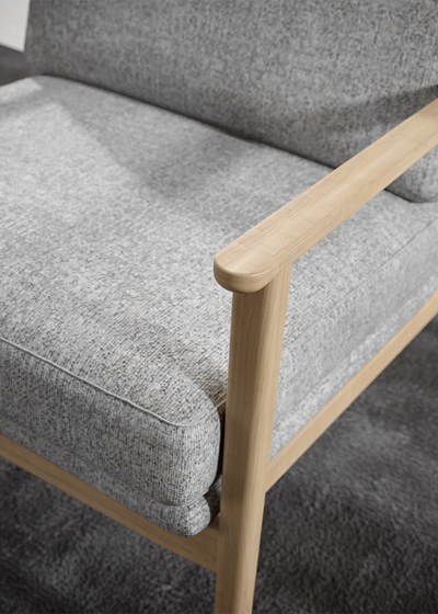 fauteuil-mailleux-olta-grey-C100-3739Mayan-014-03.jpg