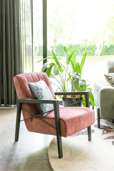 Fauteuils cuir-Northon, fauteuil avec accoudoir en bois vintage clay  white  black-Henders & Haze-29